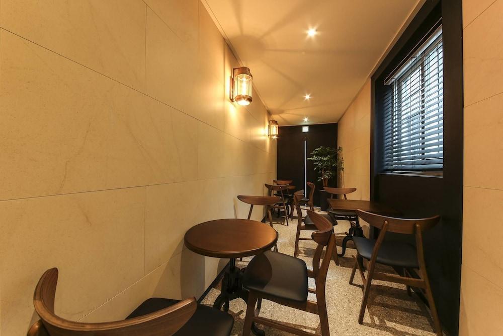Almond Hotel Gupo Station Busan Exterior photo
