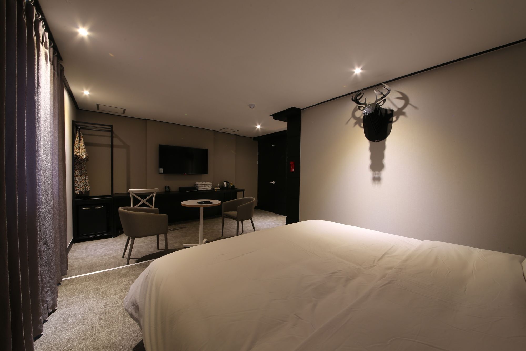 Almond Hotel Gupo Station Busan Exterior photo