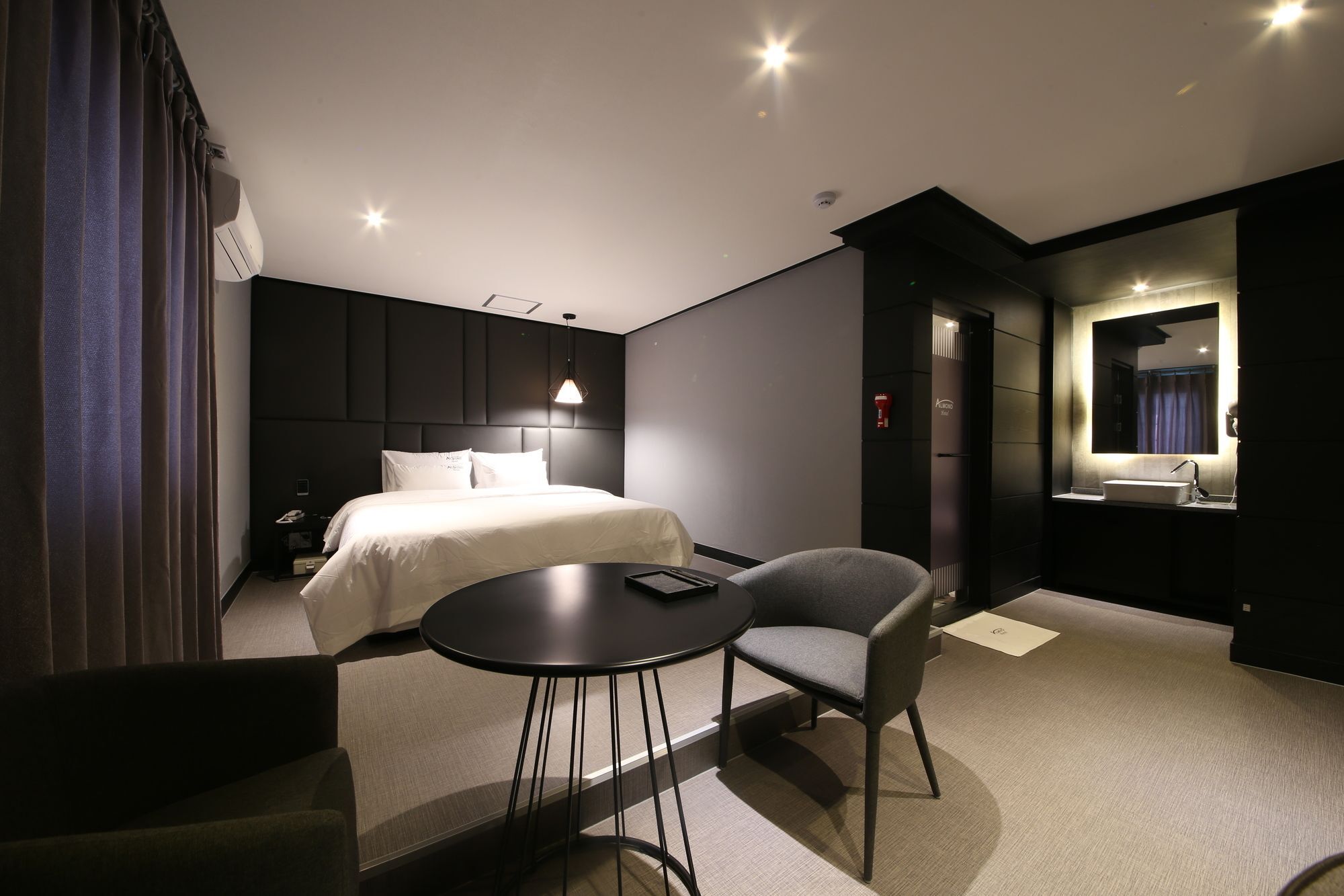 Almond Hotel Gupo Station Busan Exterior photo