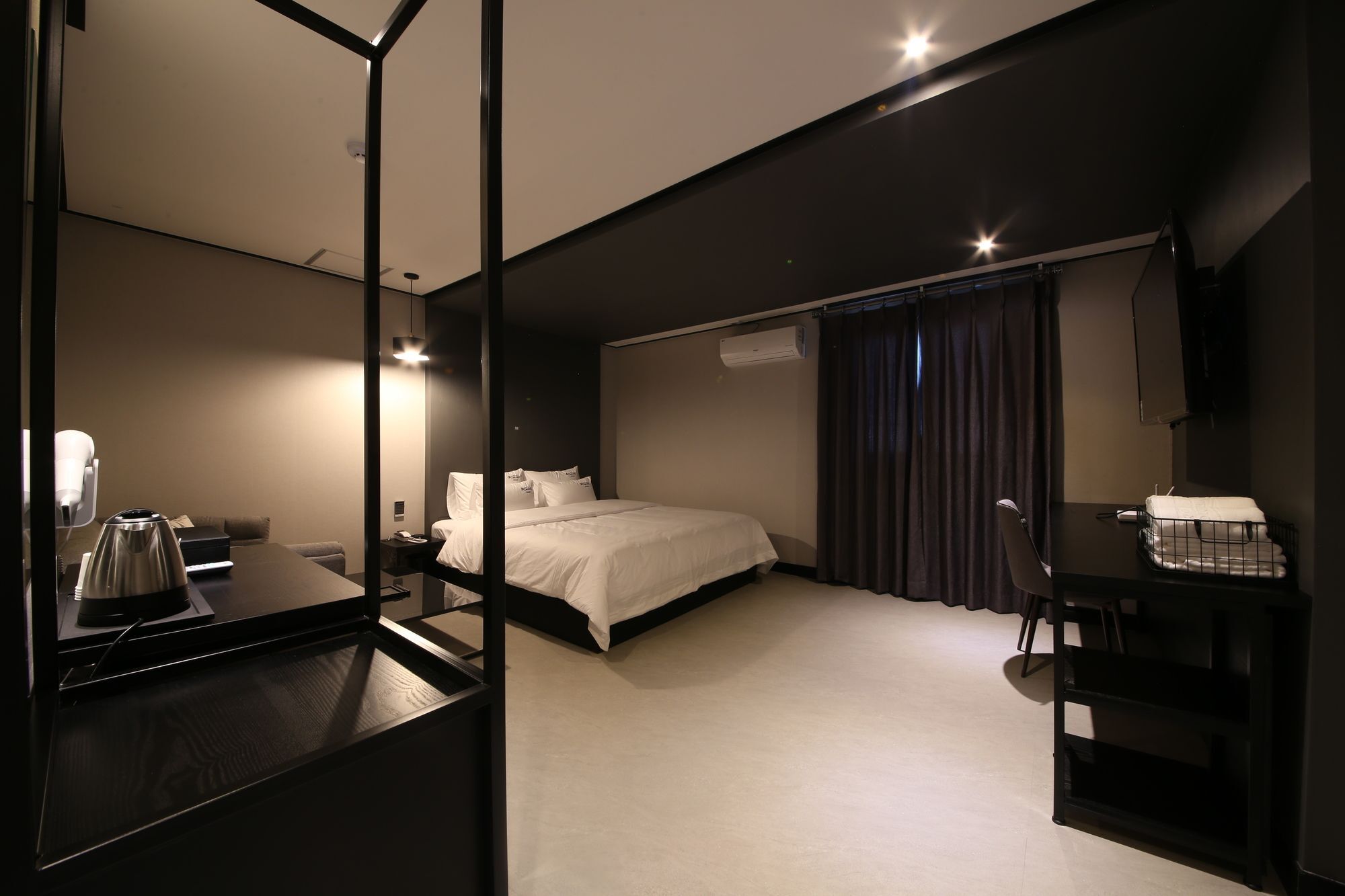 Almond Hotel Gupo Station Busan Exterior photo
